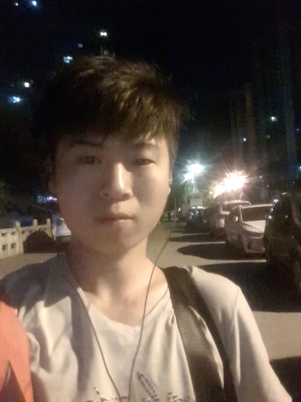 流星的瞬间的第一张照片--东山征婚网