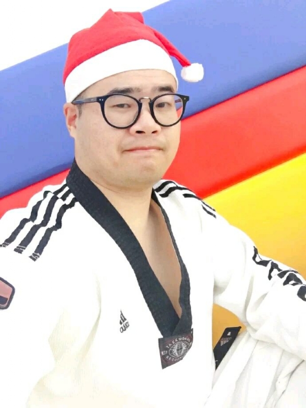 何当重相见的第一张照片--东山征婚网