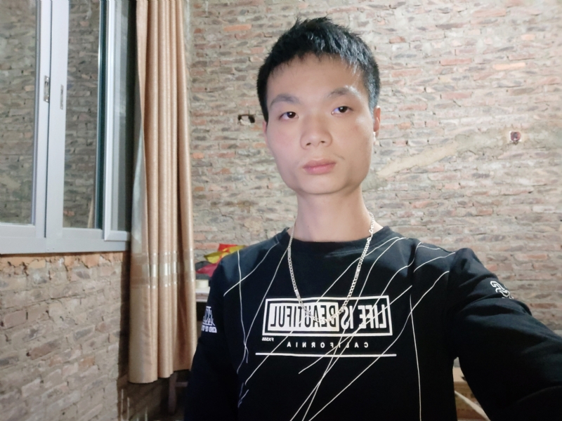 杨翊天的第一张照片--东山征婚网