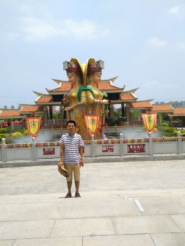 傻郭靖的第一张照片--东山征婚网