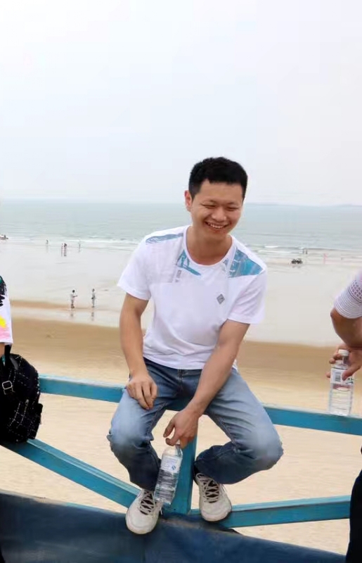 A乐米的第一张照片--东山征婚网