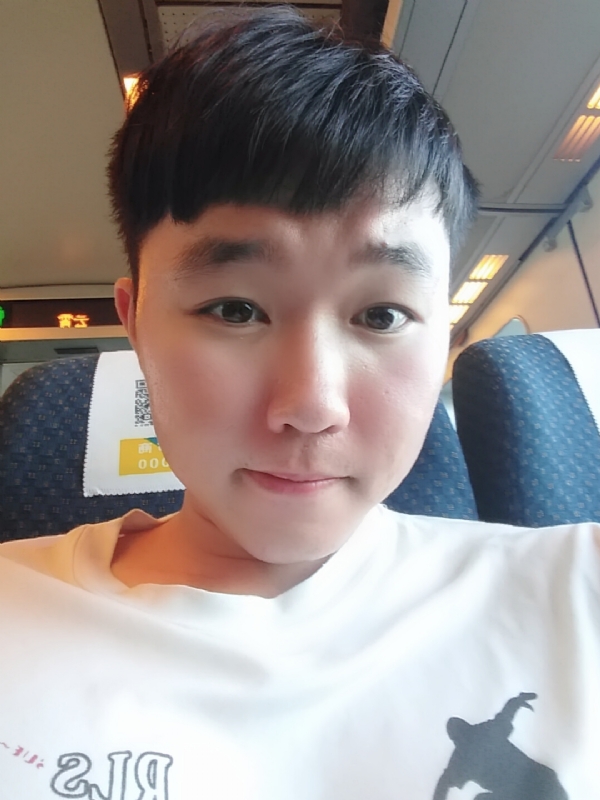 爱玉的第一张照片--东山征婚网