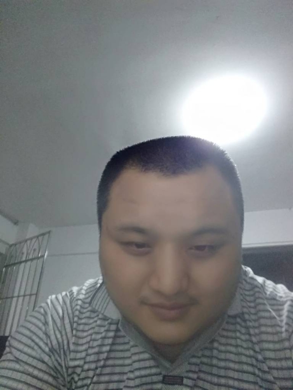 我在机场等艘船的第一张照片--东山征婚网