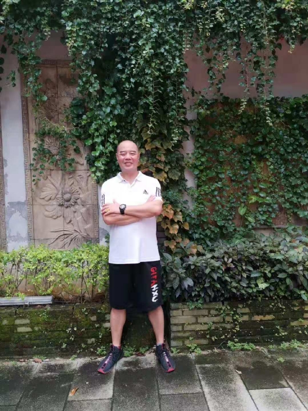 李国伟的第五张照片--东山征婚网