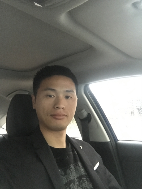 向前走的第一张照片--东山征婚网