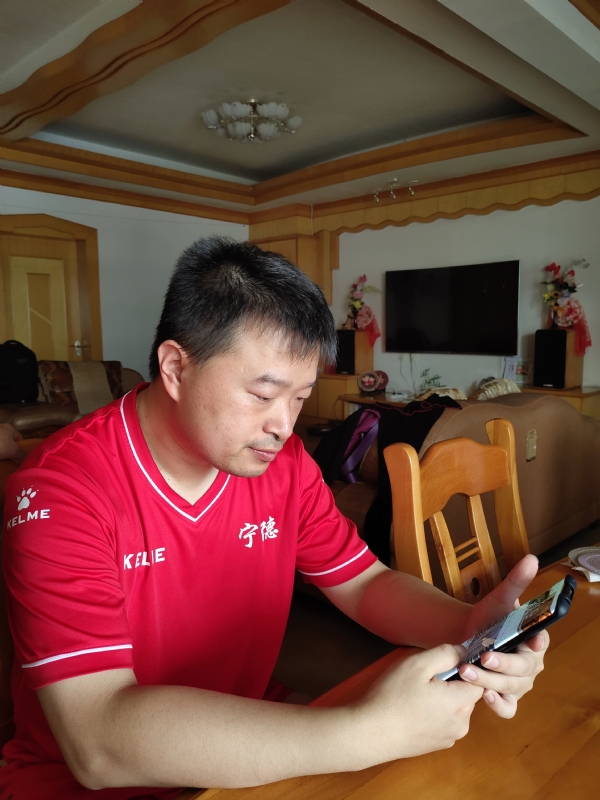 小春的第一张照片--东山征婚网