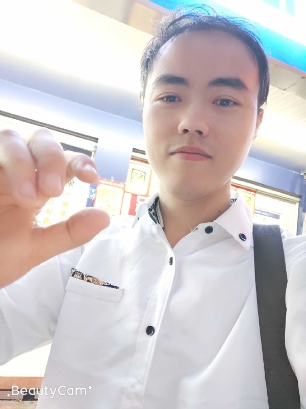 开心就好的第一张照片--东山征婚网