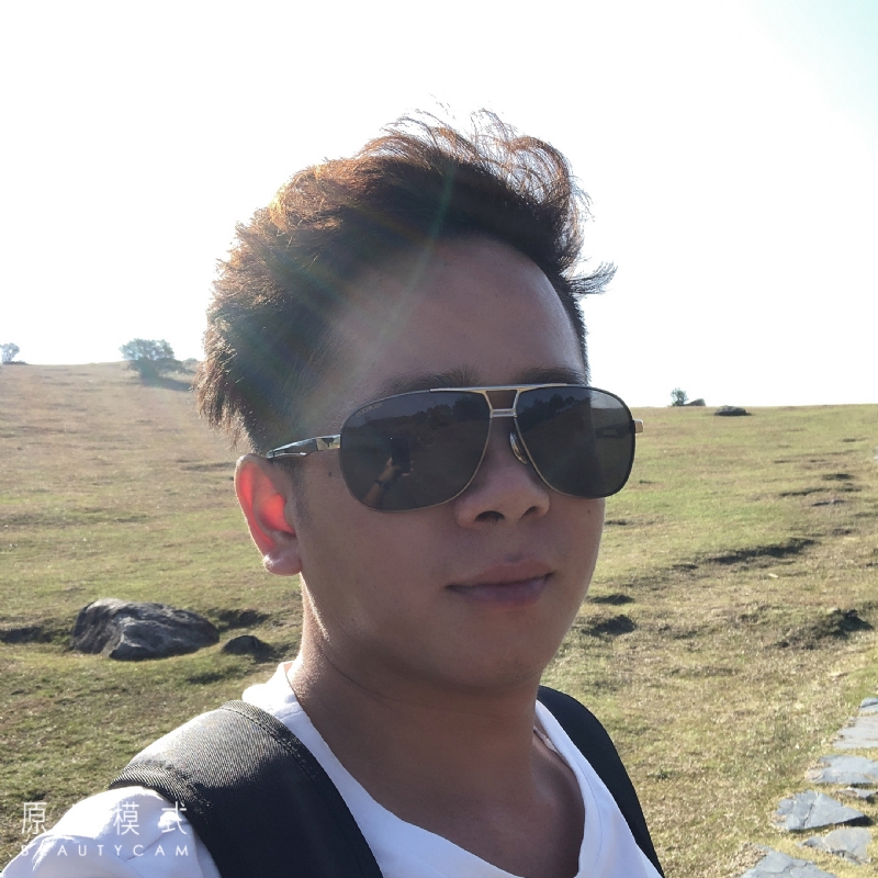 六个字的距离的第一张照片--东山征婚网