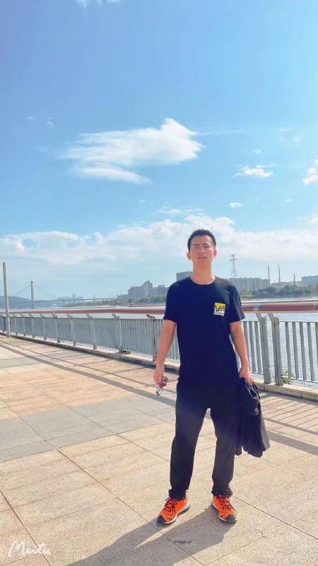 小螃蟹的第一张照片--东山征婚网
