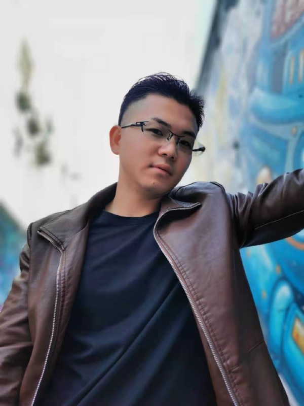 清歌曼舞的第一张照片--东山征婚网