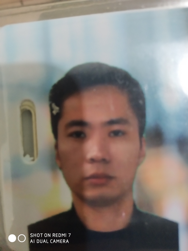 比不感觉的第一张照片--东山征婚网