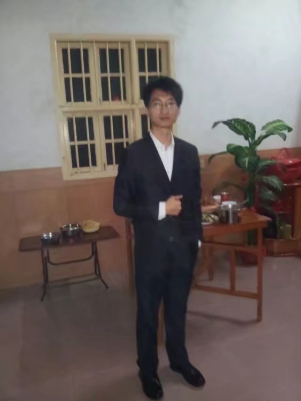 潇湘剑雨的第一张照片--东山征婚网