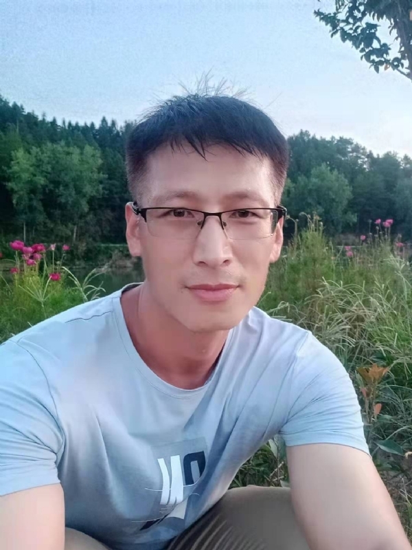 零零柒的第一张照片--东山征婚网