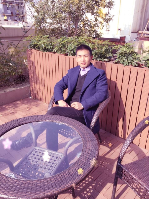 哥哥的第一张照片--东山征婚网