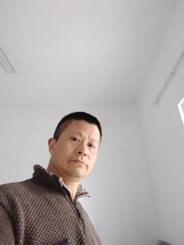 无云的第一张照片--东山征婚网
