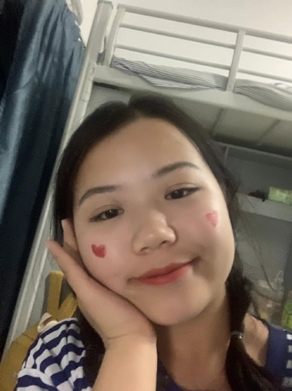 轻轻的一片云的第一张照片--东山征婚网