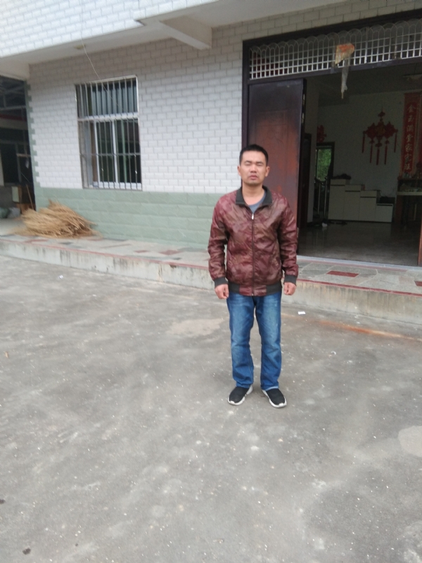 阿泉的第一张照片--东山征婚网