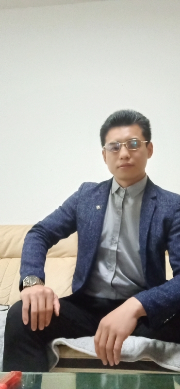 未来的第一张照片--东山征婚网