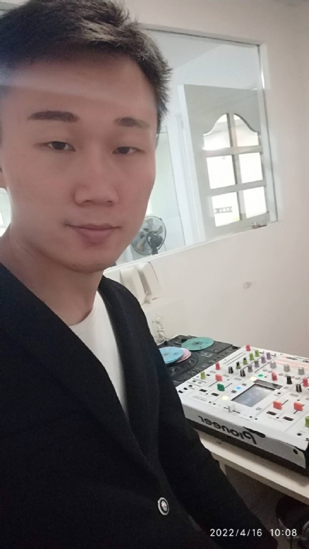 林锋的第一张照片--东山征婚网