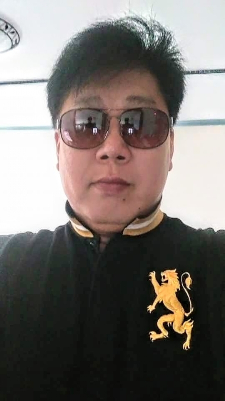 含笑半步癲的第三张照片--东山征婚网