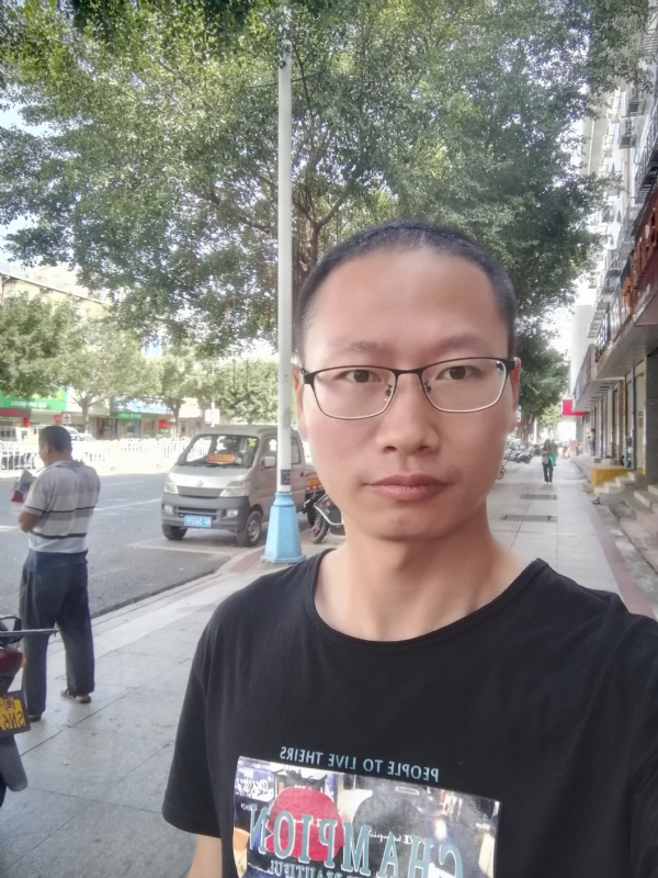 老虎的第一张照片--东山征婚网