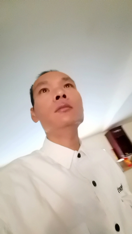 只影向谁去的第五张照片--东山征婚网