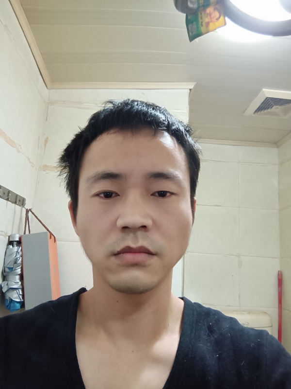 守望天空的第一张照片--东山征婚网