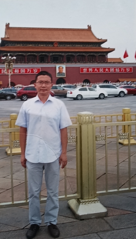 乔治的第一张照片--东山征婚网