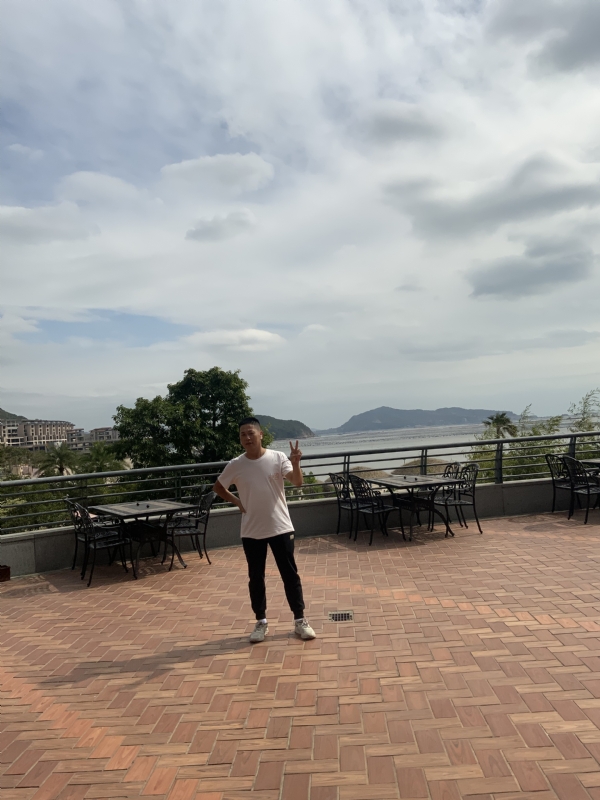 心酸瑟果的第一张照片--东山征婚网