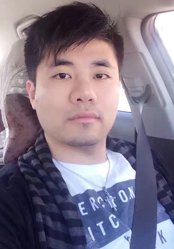 御龙氏的第二张照片--东山征婚网