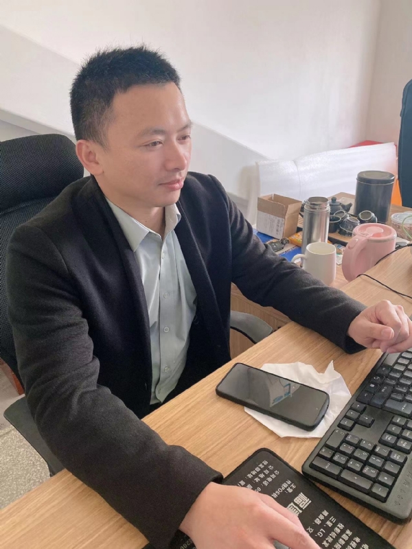 落叶知秋的第一张照片--东山征婚网