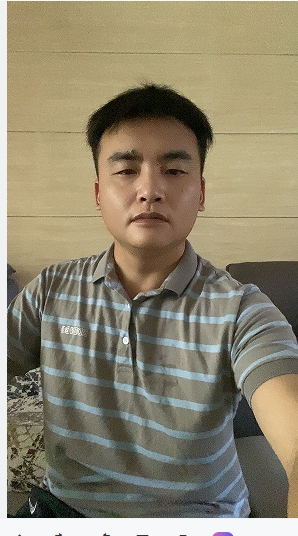走在红毯那一天的第二张照片--东山征婚网