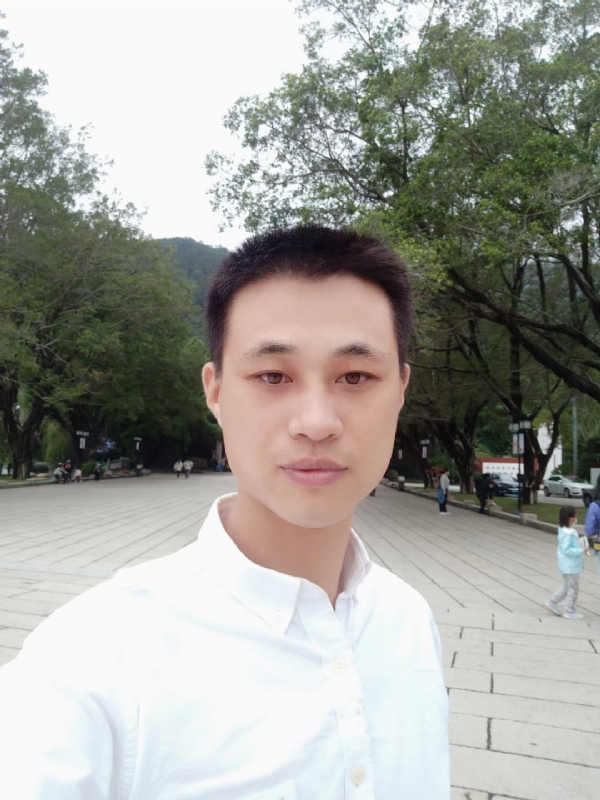 xu的第一张照片--东山征婚网