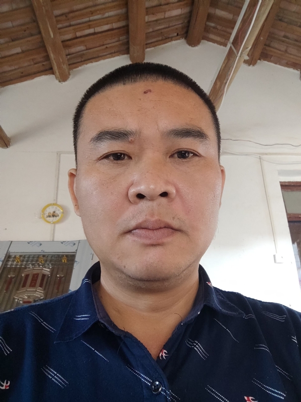 破碎的第一张照片--东山征婚网