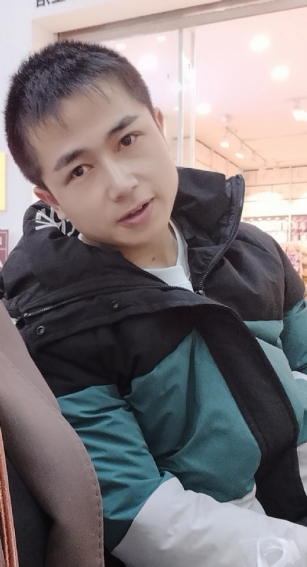 不骄不躁的第一张照片--东山征婚网