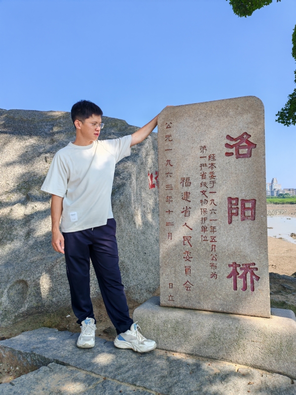 风尘的第一张照片--东山征婚网