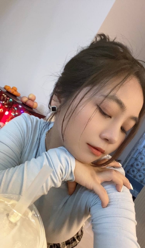艳秋的第一张照片--东山征婚网