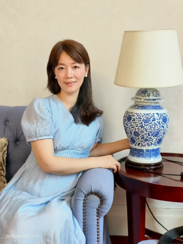 Q绮芳的第二张照片--东山征婚网
