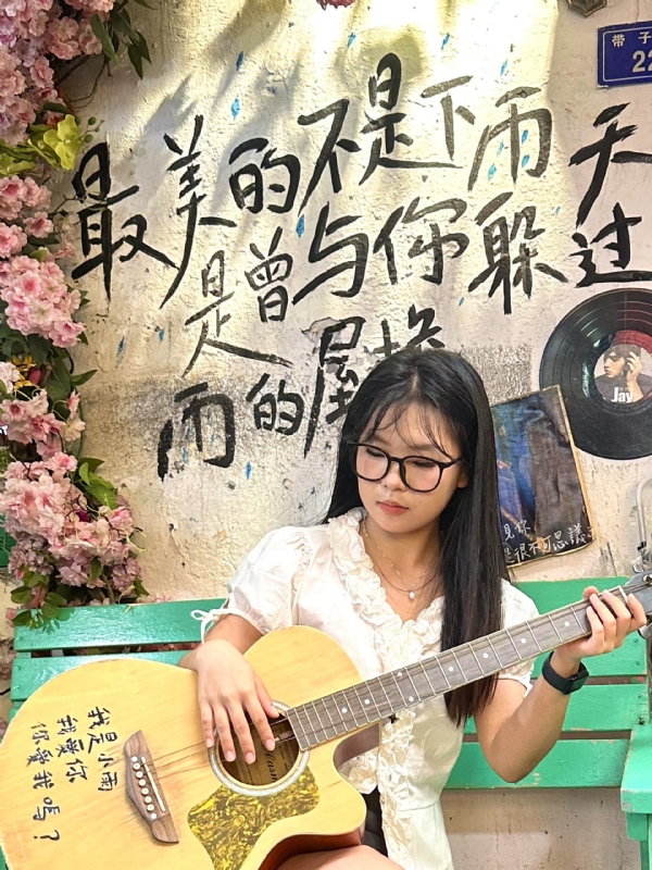 魔仙的第一张照片--东山征婚网