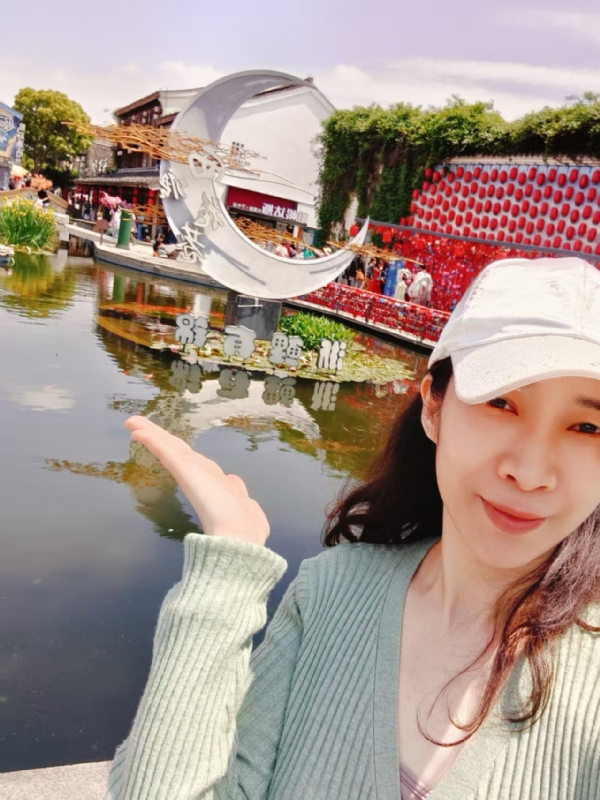 晓晓的第一张照片--东山征婚网