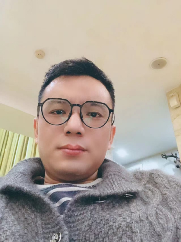 失神的第一张照片--东山征婚网