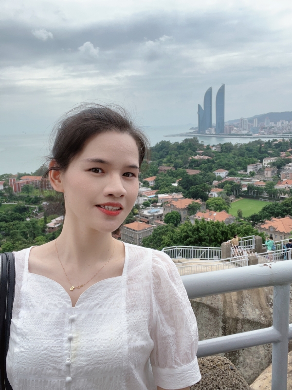 Rubia的第一张照片--东山征婚网