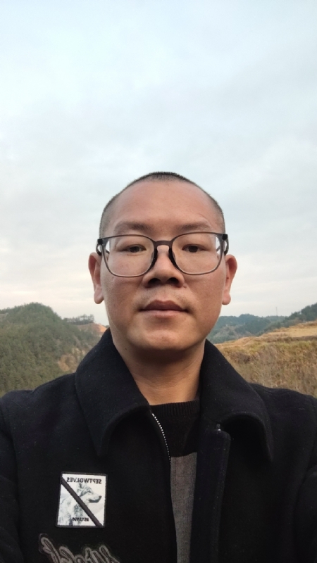 偶然的相遇的第一张照片--东山征婚网